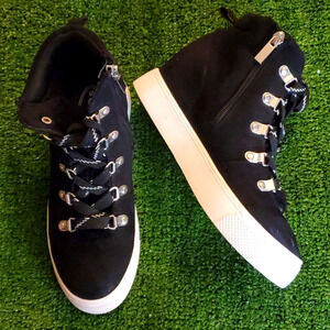 Scoop Y2K Platform HighTop Sneakers Zipper Up Sides & Fuzzy Tongue